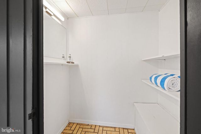 6204 CLEARWOOD RD, Bethesda, MD 20817