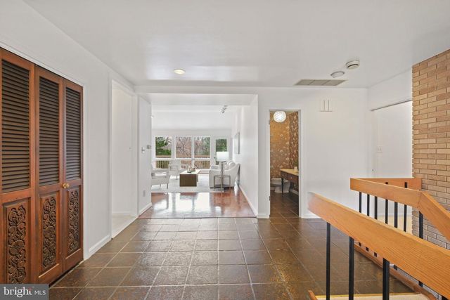 6204 CLEARWOOD RD, Bethesda, MD 20817