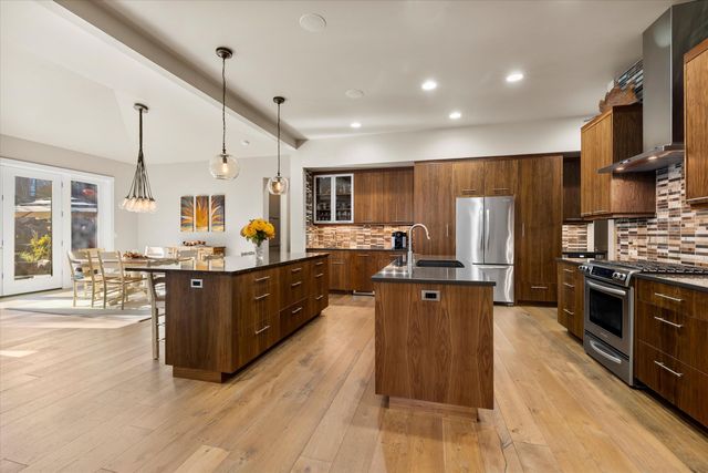 61354 Triple Knot Road, Bend, OR 97702