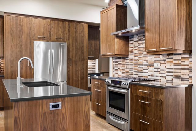 61354 Triple Knot Road, Bend, OR 97702