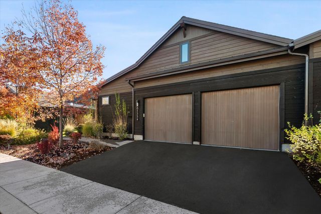 61354 Triple Knot Road, Bend, OR 97702