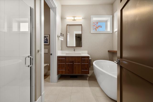 61354 Triple Knot Road, Bend, OR 97702