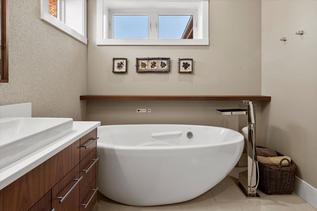 61354 Triple Knot Road, Bend, OR 97702