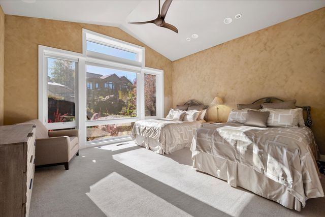 61354 Triple Knot Road, Bend, OR 97702