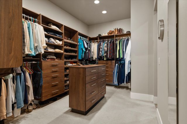 61354 Triple Knot Road, Bend, OR 97702