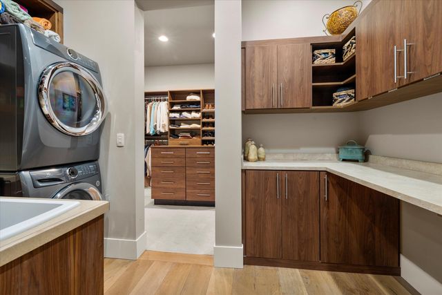 61354 Triple Knot Road, Bend, OR 97702