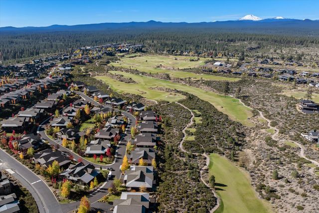 61354 Triple Knot Road, Bend, OR 97702