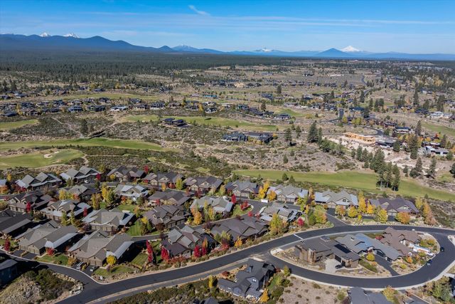 61354 Triple Knot Road, Bend, OR 97702