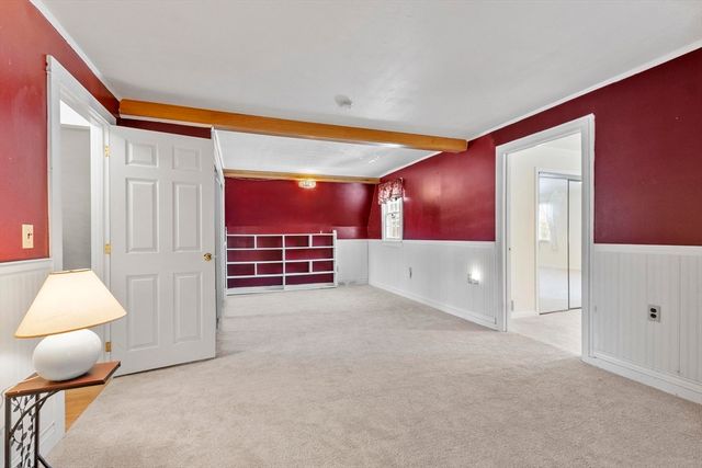 45 Maplewood Dr, Townsend, MA 01469