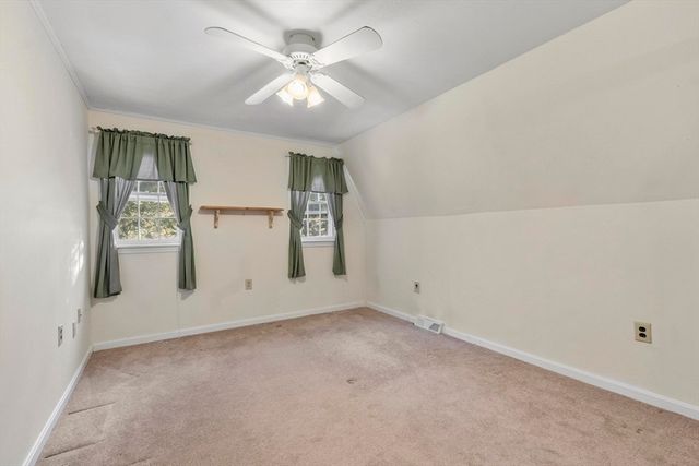 45 Maplewood Dr, Townsend, MA 01469