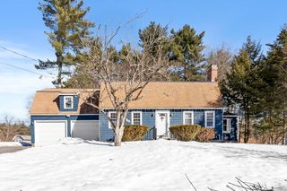 45 Maplewood Dr, Townsend, MA 01469