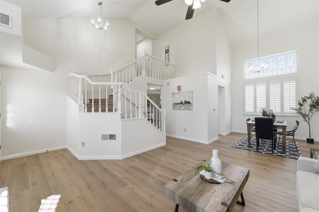 4104 Horizon Ct, Turlock, CA 95382