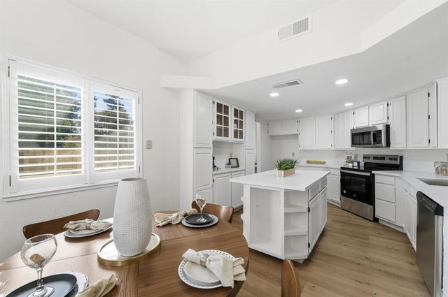 4104 Horizon Ct, Turlock, CA 95382