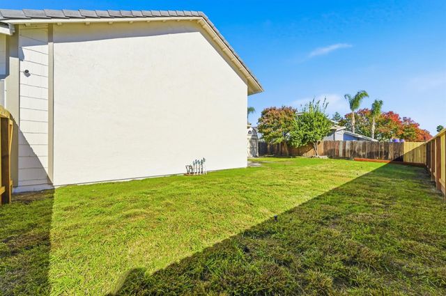 4104 Horizon Ct, Turlock, CA 95382