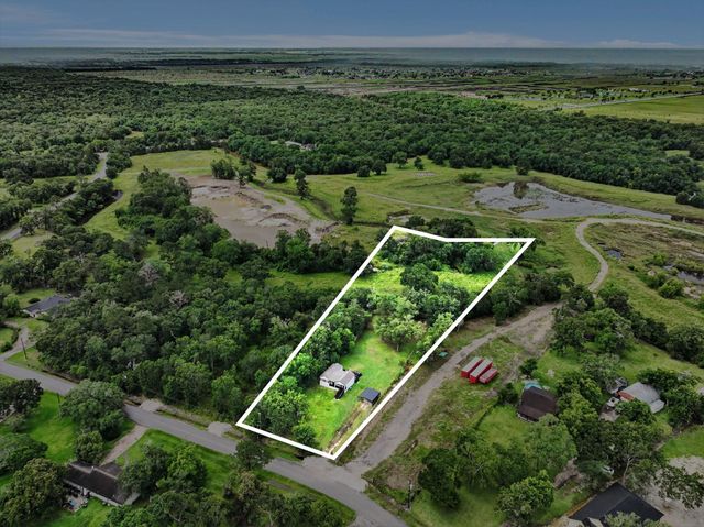 14206 Patricia Lane CR377, Alvin, TX 77511