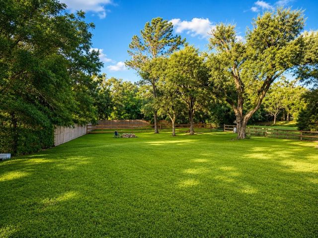 14206 Patricia Lane CR377, Alvin, TX 77511