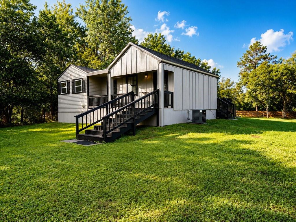 14206 Patricia Lane CR377, Alvin, TX 77511