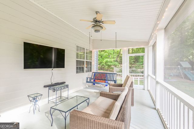 15 Cove Crossing, Newnan, GA 30263