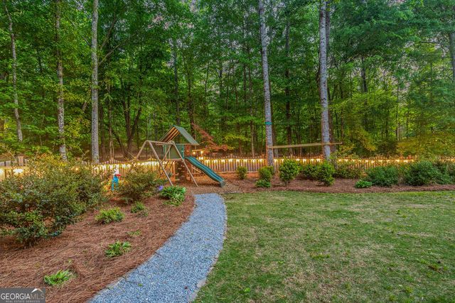 15 Cove Crossing, Newnan, GA 30263