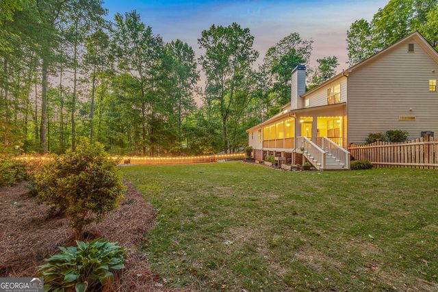 15 Cove Crossing, Newnan, GA 30263