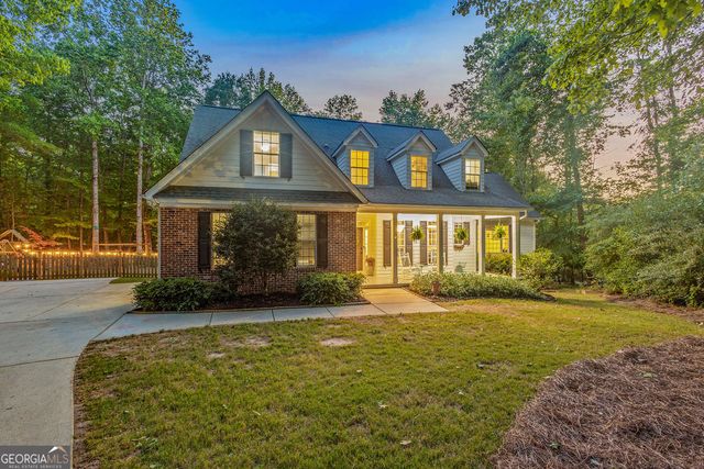 15 Cove Crossing, Newnan, GA 30263