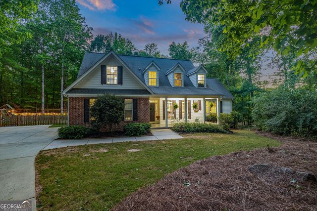 15 Cove Crossing, Newnan, GA 30263