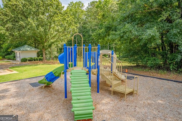 15 Cove Crossing, Newnan, GA 30263