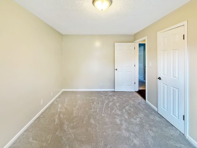 623 Bay Ln, Clarksville, TN 37042