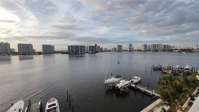 17900 N Bay Rd PH3, Sunny Isles Beach, FL 33160