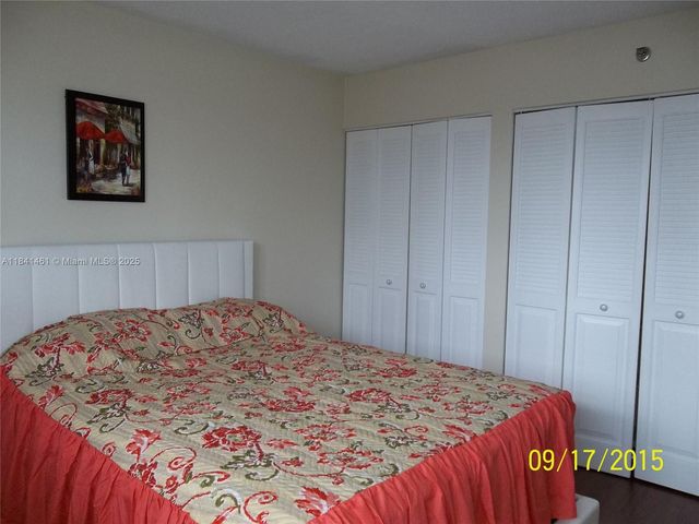 17900 N Bay Rd PH3, Sunny Isles Beach, FL 33160