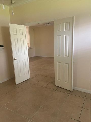 8509 ALEXANDRA ARBOR LANE, Tampa, FL 33637