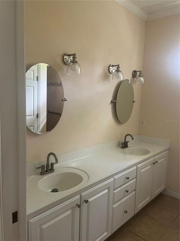 8509 ALEXANDRA ARBOR LANE, Tampa, FL 33637