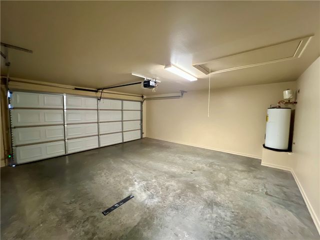 3202 Stoneway Avenue, Bentonville, AR 72712