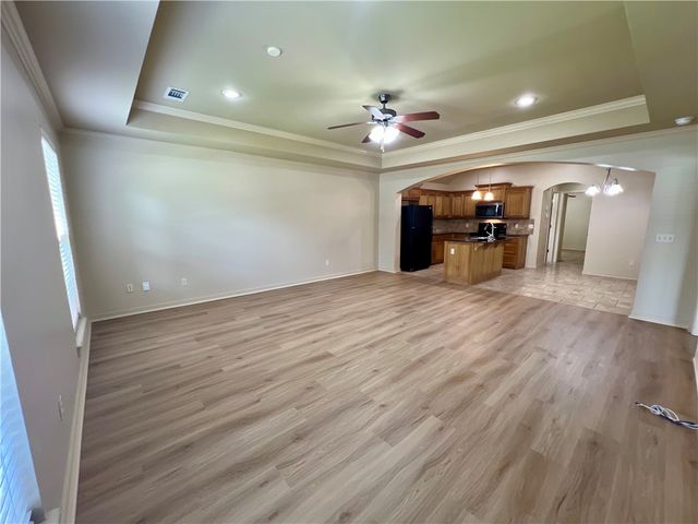 3202 Stoneway Avenue, Bentonville, AR 72712