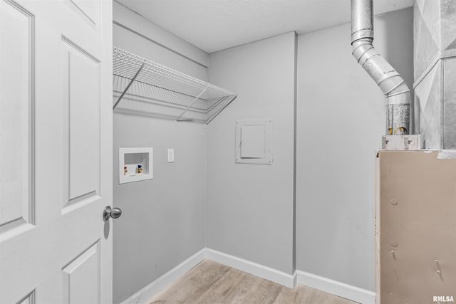 1220 N 14TH Street, Herrin, IL 62959