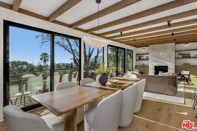 645 Luton Drive, Glendale, CA 91206