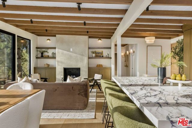 645 Luton Drive, Glendale, CA 91206