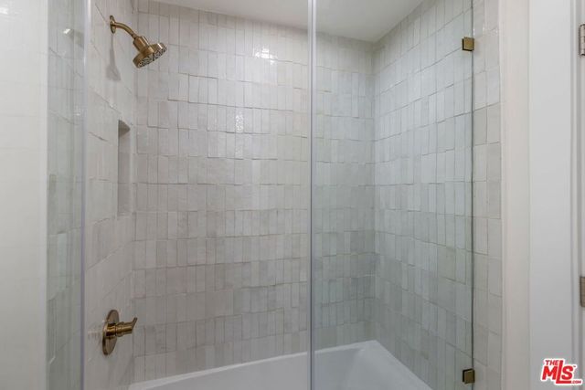 645 Luton Drive, Glendale, CA 91206