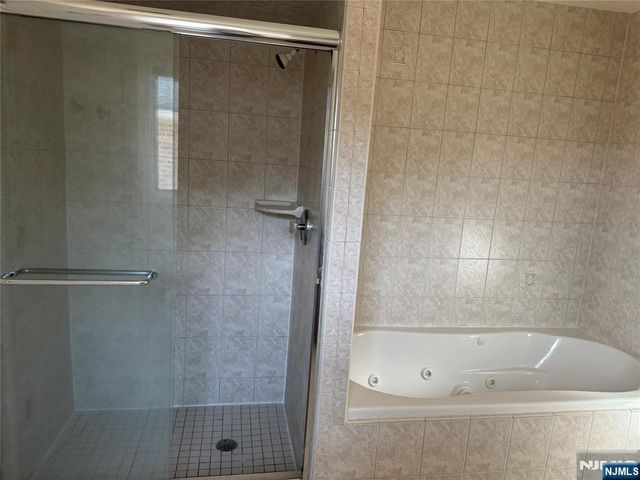 422A 2nd Street, Palisades Park, NJ 07650