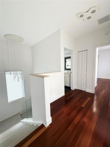 455 Amalfi Avenue, Coral Gables, FL 33146