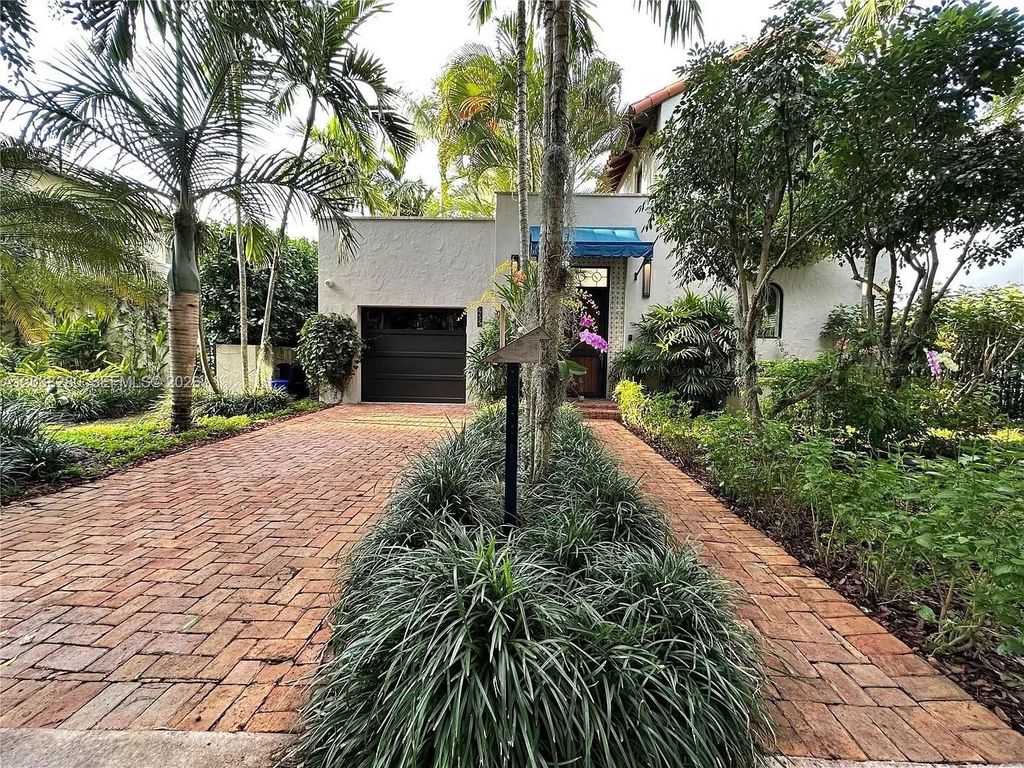 455 Amalfi Avenue, Coral Gables, FL 33146