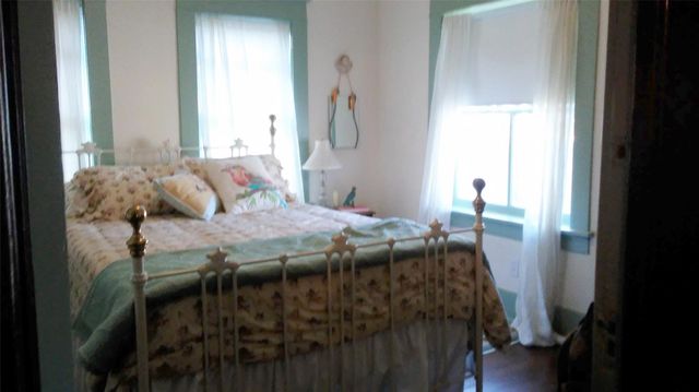 1701 Sylvester Street, Houston, TX 77009