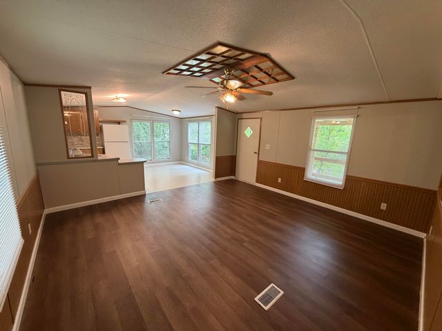 1326 Bacon Creek Road, Corbin, KY 40701