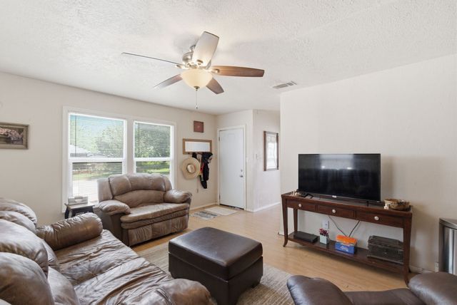 203 Gandy Street, Lipan, TX 76462