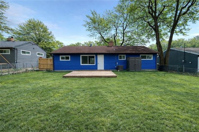 11220 Corrington Avenue, Kansas City, MO 64134