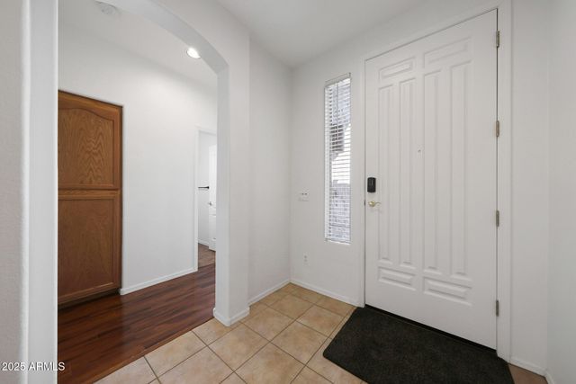 1642 W WINDSONG Drive, Phoenix, AZ 85045