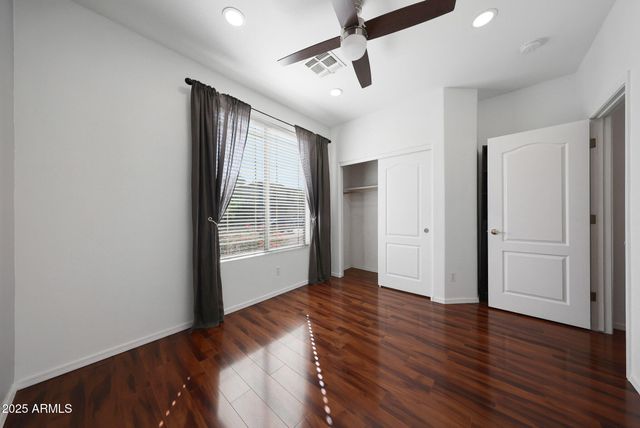 1642 W WINDSONG Drive, Phoenix, AZ 85045