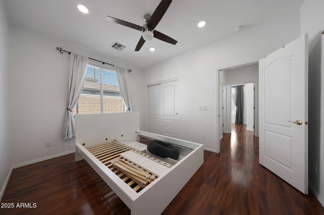 1642 W WINDSONG Drive, Phoenix, AZ 85045