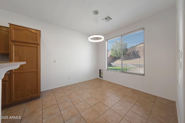 1642 W WINDSONG Drive, Phoenix, AZ 85045