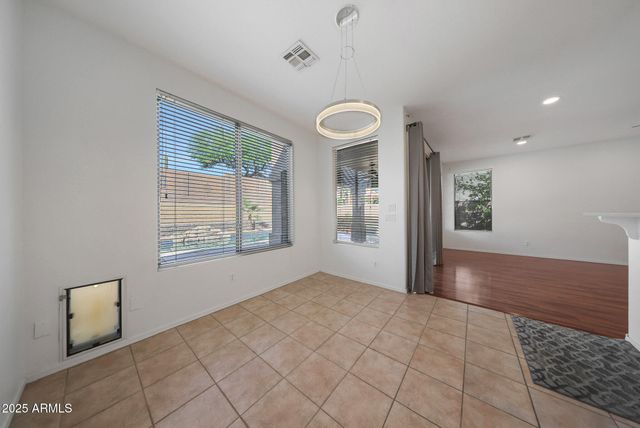 1642 W WINDSONG Drive, Phoenix, AZ 85045